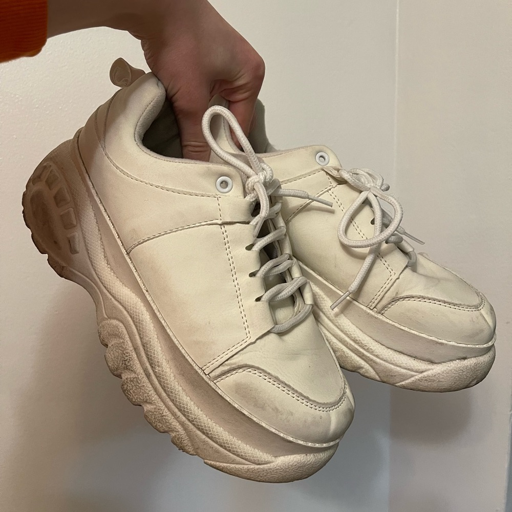 Dolls Kill White Platform Sneakers – Size 9